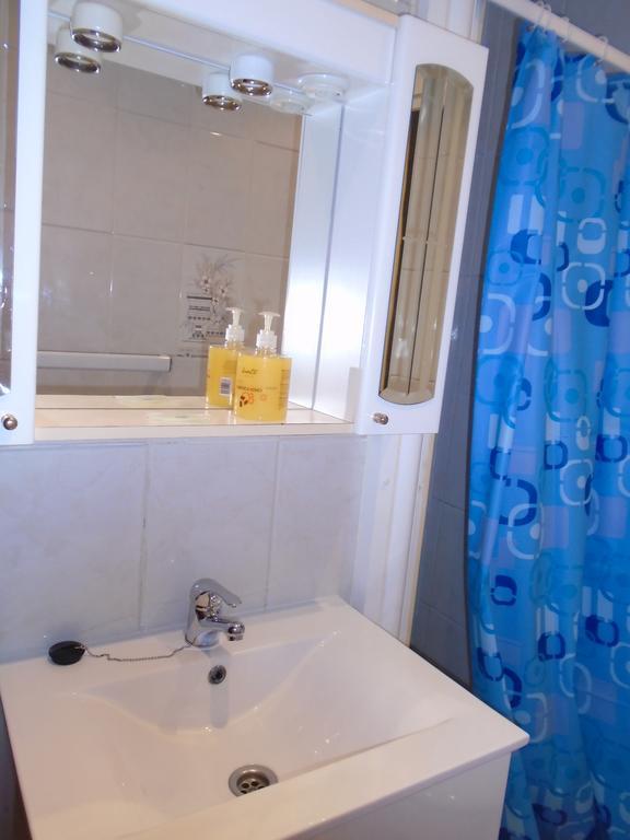 Hostal Fonda Galicia Cardedeu Extérieur photo