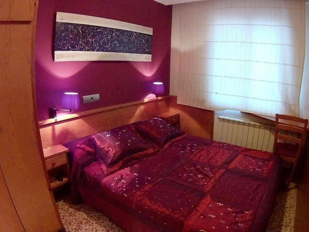 Hostal Fonda Galicia Cardedeu Extérieur photo
